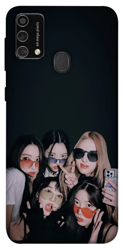 Чехол на Samsung Galaxy M21s LE SSERAFIM v3 фото 1 из 1