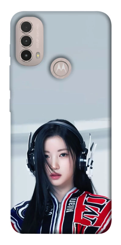 Чехол на Motorola Moto E40 Asa - BABYMONSTER фото 1 из 1