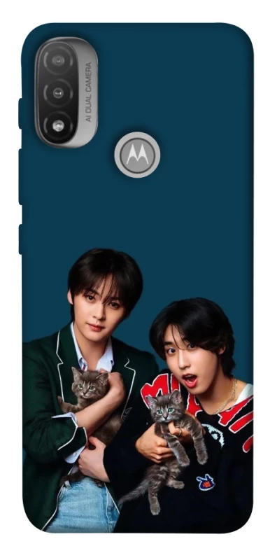 Чохол на Motorola Moto E20 Lee Know and Han - Stray Kids фото 1 з 1