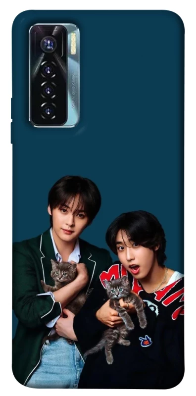 Чохол на TECNO Camon 17 Pro Lee Know and Han - Stray Kids фото 1 з 1