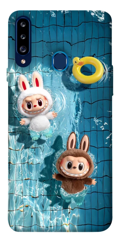 Чохол на Samsung Galaxy A20s Labubu in the pool фото 1 з 1