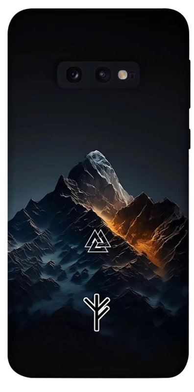 Чехол на Samsung Galaxy S10e Руны в горах фото 1 из 1