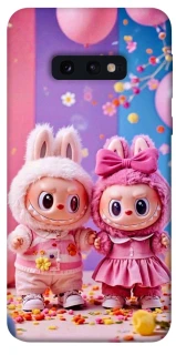 Чехол на Samsung Galaxy S10e Labubu twins ver.2 фото 1 из 1