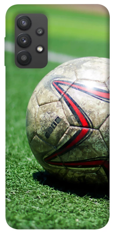 Чехол на Samsung Galaxy A32 (A325F) 4G Мяч на газоне фото 1 из 1