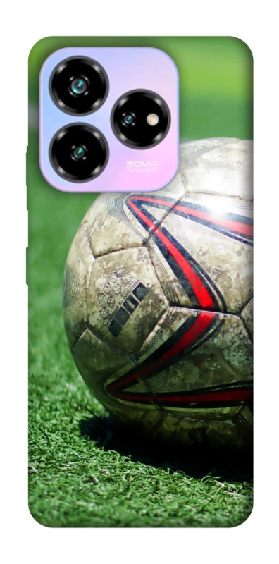 Чохол на ZTE Nubia V60 Desing М'яч на газоні фото 1 з 1