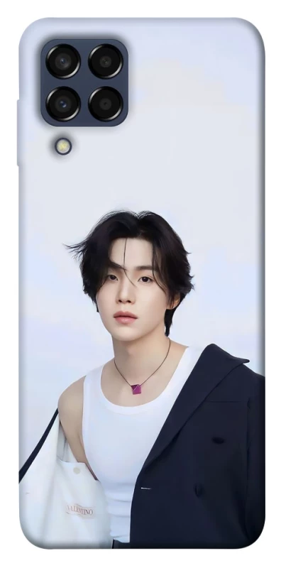 Чохол на Samsung Galaxy M33 5G Suga v2 - BTS фото 1 з 1