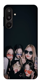 Чехол на Samsung Galaxy M16 5G LE SSERAFIM v3 фото 1 из 1