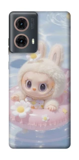 Чехол на Motorola Moto G85 Labubu swimming фото 1 из 1
