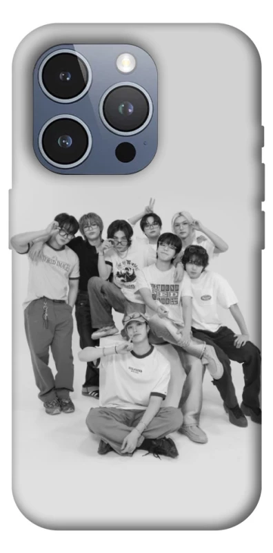 Чохол на Apple iPhone 16 Pro Max Stray Kids All Around фото 1 з 1