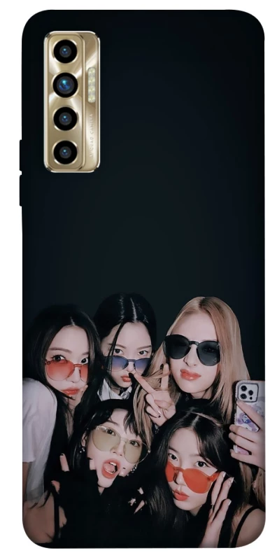 Чехол на TECNO Camon 17P LE SSERAFIM v3 фото 1 из 1