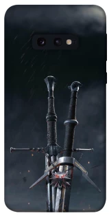 Чехол на Samsung Galaxy S10e Мечи Ведьмака фото 1 из 1