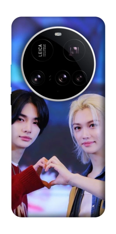 Чехол на Xiaomi 15 Ultra Felix & HyunJin фото 1 из 1
