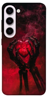 Чехол на Samsung Galaxy S23+ Heart in the hands of a skeleton фото 1 из 1