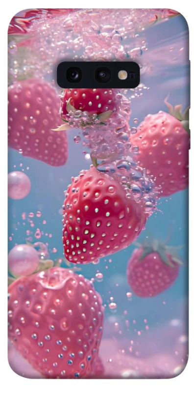 Чохол на Samsung Galaxy S10e Полуниця в воді фото 1 з 1