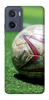 Чехол на Motorola Moto G05 Мяч на газоне фото 1 из 1