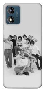 Чехол на Motorola Moto E13 Stray Kids All Around фото 1 из 1