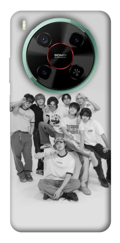 Чохол на ZTE Nubia V70 Max Stray Kids All Around фото 1 з 1