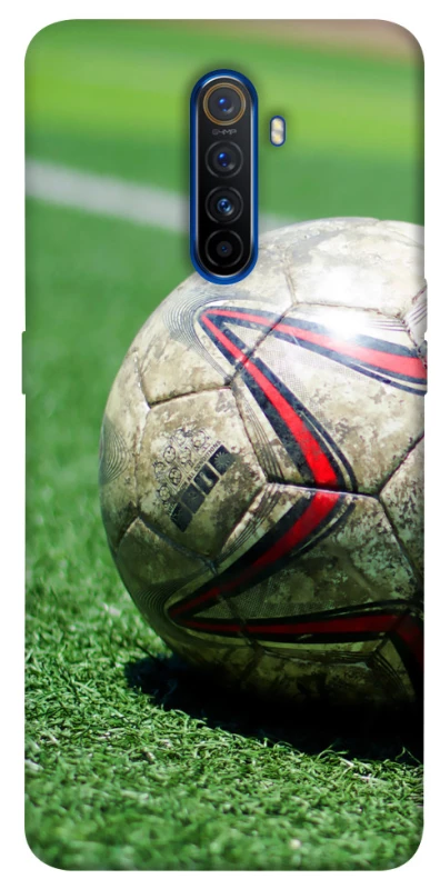 Чехол на Realme X2 Pro Мяч на газоне фото 1 из 1