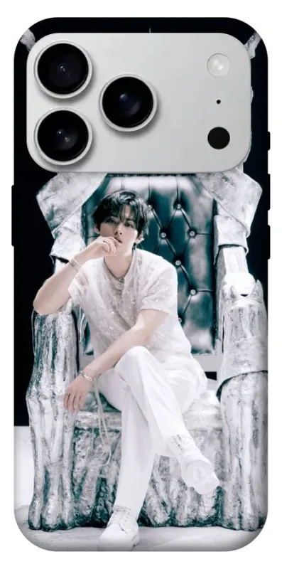 Чехол на Apple iPhone 18 Pro Max Lee Know GIANT фото 1 из 1