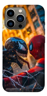Чохол на Apple iPhone 13 Pro (6.1") Venom vs Spiderman фото 1 з 1
