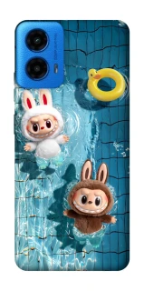 Чохол на Motorola Moto G45 Labubu in the pool фото 1 з 1