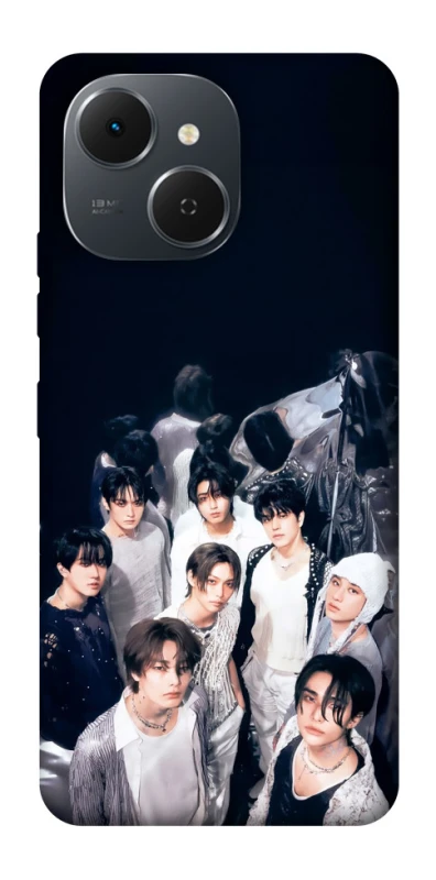 Чехол на TECNO Spark 40C Stray Kids v4 фото 1 из 1