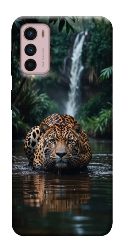 Чехол на Motorola Moto G42 Leopard in water фото 1 из 1
