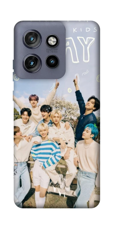Чехол на Motorola Edge 50 Neo Stray Kids One Team фото 1 из 1