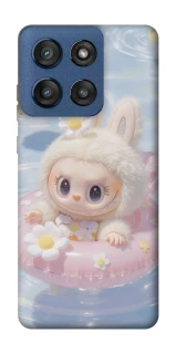 Чехол на Motorola Edge 60 Stylus Labubu swimming фото 1 из 1