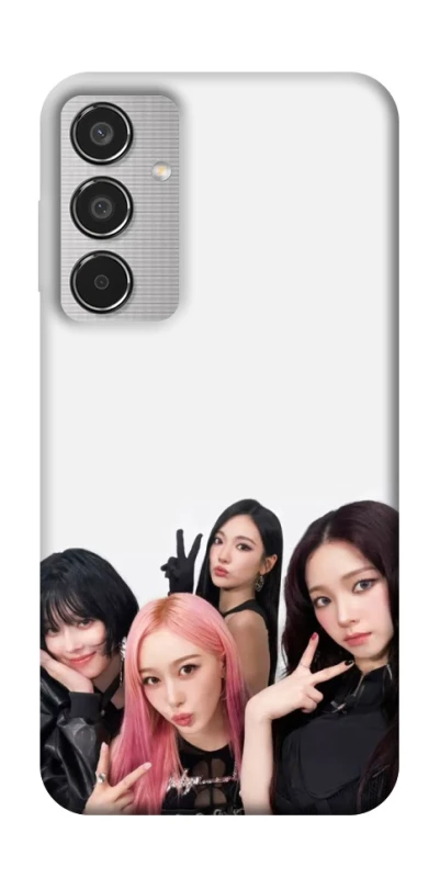 Чохол на Samsung Galaxy M35 Aespa v2 фото 1 з 1