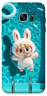 Чехол на Samsung G935F Galaxy S7 Edge Labubu in the pool ver.2 фото 1 из 1
