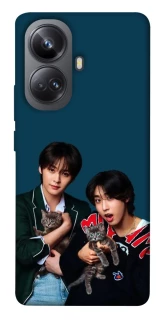 Чехол на Realme 10 Pro+ Lee Know and Han - Stray Kids фото 1 из 1