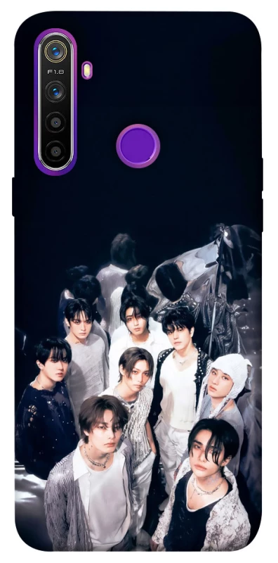 Чохол на Realme 5 Stray Kids v4 фото 1 з 1