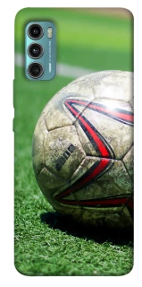Чехол на Motorola Moto G60 Мяч на газоне фото 1 из 1