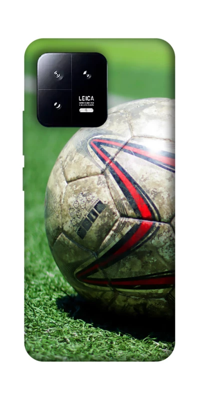 Чехол на Xiaomi 13 Мяч на газоне фото 1 из 1