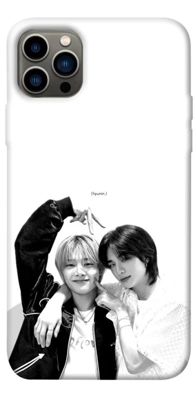 Чохол на Apple iPhone 12 Pro (6.1") HyunJin & Jeongin фото 1 з 1
