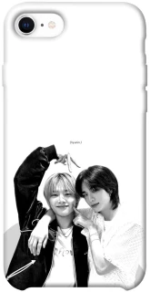 Чехол на Apple iPhone SE (2020) HyunJin & Jeongin фото 1 из 1