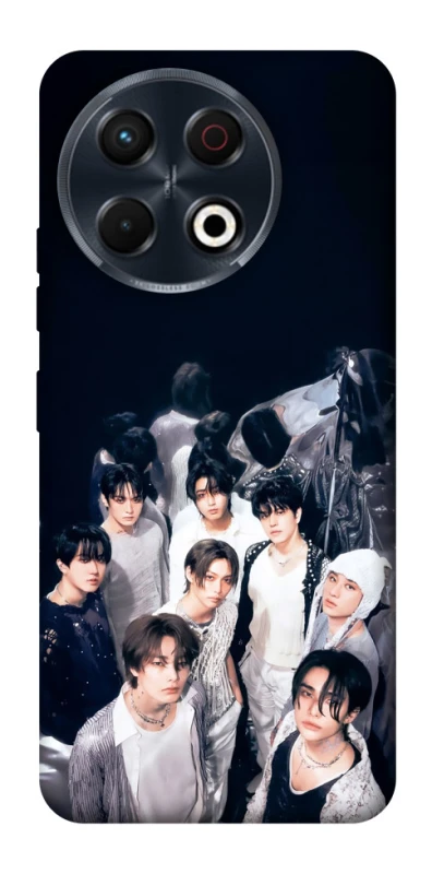 Чехол на TECNO Spark 30 Pro (KL7) Stray Kids v4 фото 1 из 1