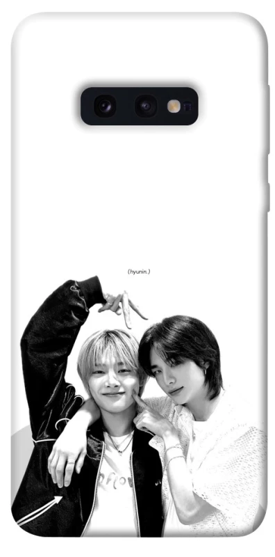 Чехол на Samsung Galaxy S10e HyunJin & Jeongin фото 1 из 1
