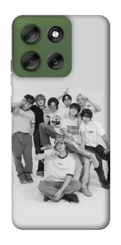 Чехол на Motorola Moto G56 5G Stray Kids All Around фото 1 из 1