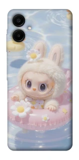 Чехол на Samsung Galaxy A06 Labubu swimming фото 1 из 1