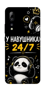 Чехол на ZTE Axon 10 Pro У навушниках 24/7 фото 1 из 1