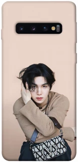 Чехол на Samsung Galaxy S10 Suga - BTS фото 1 из 1