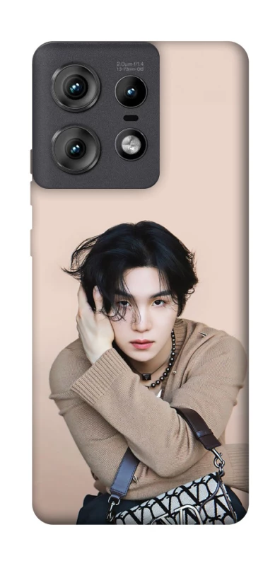 Чехол на Motorola Edge 50 Pro Suga - BTS фото 1 из 1