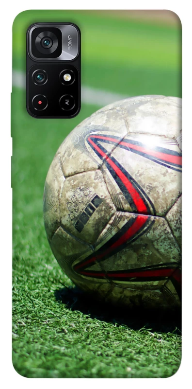 Чохол на Xiaomi Poco M4 5G / Redmi 10 5G М'яч на газоні фото 1 з 1