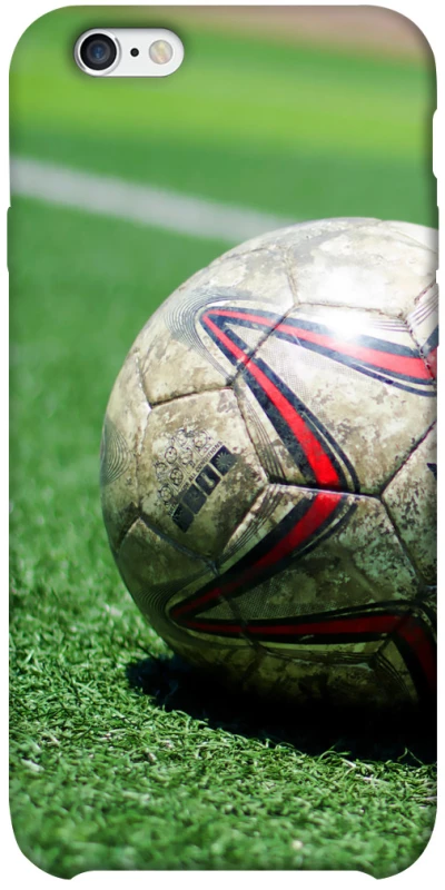 Чехол на Apple iPhone 6/6s plus (5.5") Мяч на газоне фото 1 из 1