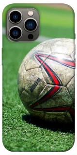 Чехол на Apple iPhone 12 Pro Max (6.7") Мяч на газоне фото 1 из 1