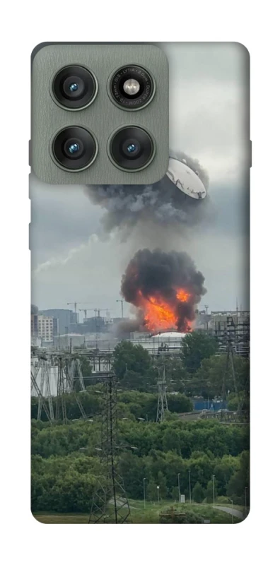 Чохол на Motorola Edge 60 Pro Moscow never sleeps ver.4 фото 1 з 1