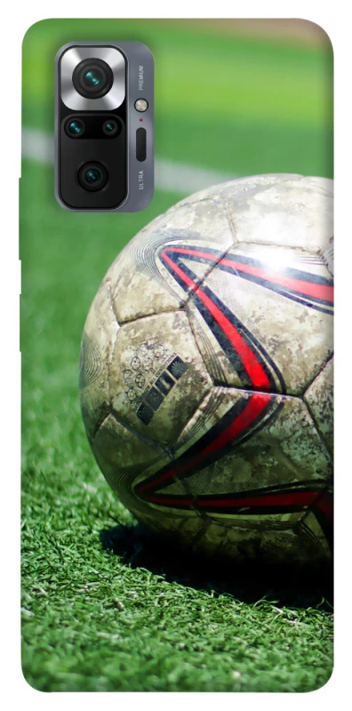 Чехол на Xiaomi Redmi Note 10 Pro Мяч на газоне фото 1 из 1