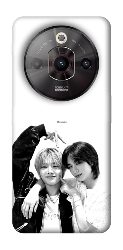 Чохол на ZTE Nubia Focus Pro HyunJin & Jeongin фото 1 з 1